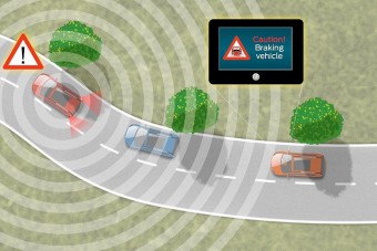 Riasztják a többieket a vészfékező autók - videó