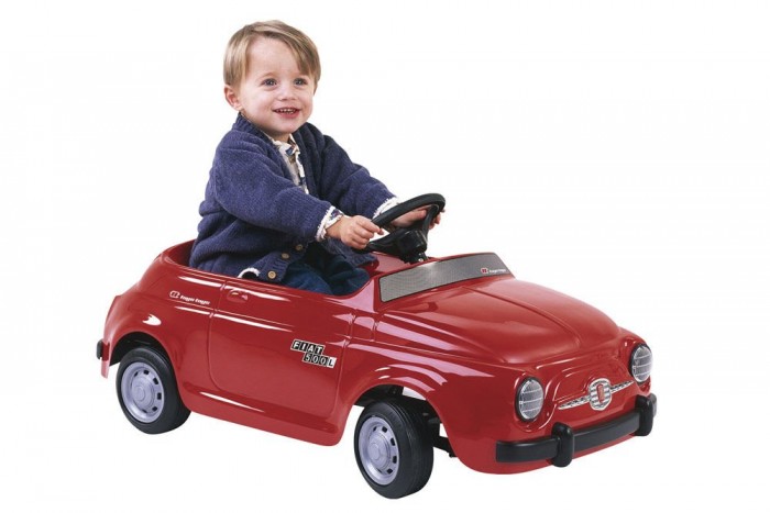 Két kisgyerek furikázott lopott autóval