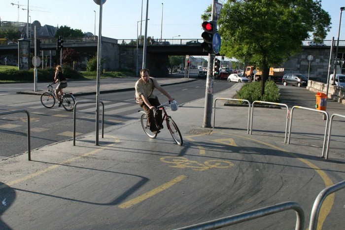 Maradj életben, két keréken is! 10