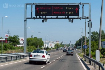 Táblák dugókerüléshez