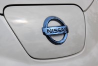 Villanyautó menti meg a Nissan GT-R-t? 44