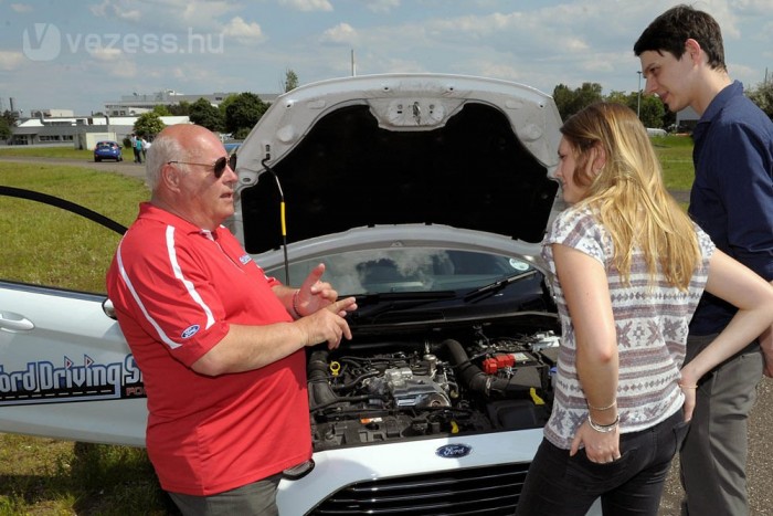 Veszélyesek a fiatal autósok 4