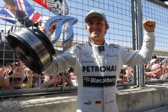 F1: Rosberg nem siratta meg Vettel kiesését
