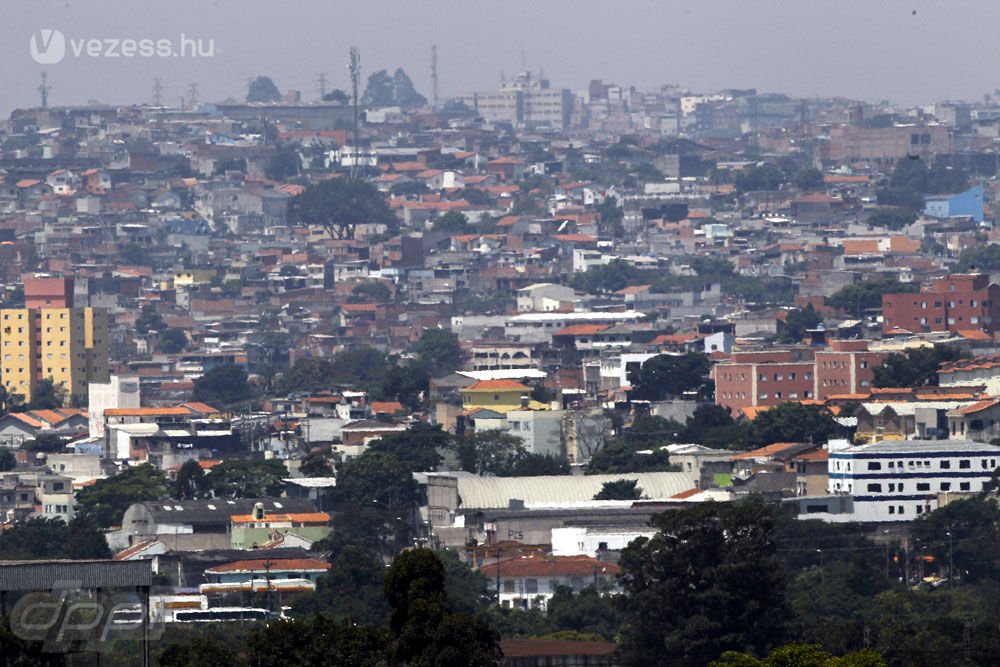 F1: 2020-ig maradhat Brazília 4