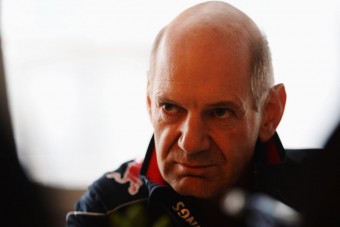 F1: A Lotusra és a Ferrarira mutogat a Red Bull