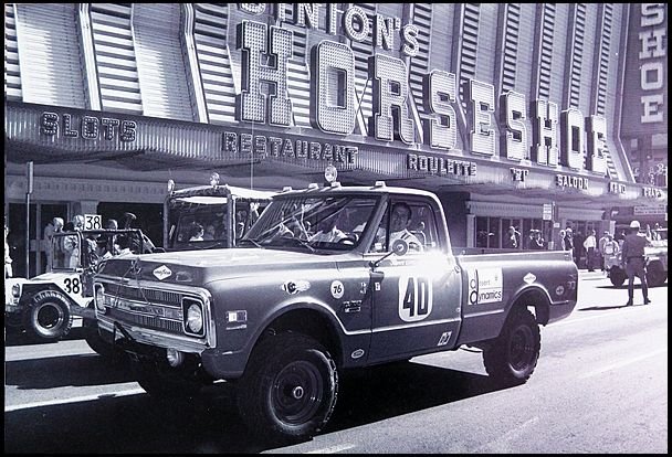 Eladó Elvis Presley Cadillac kombija 9