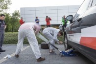 Katowicében levezetésképp még egy izzasztó kerékcserét kellett bemutatnunk, szerencsére csak ebben a számban szerepeltünk gyengén