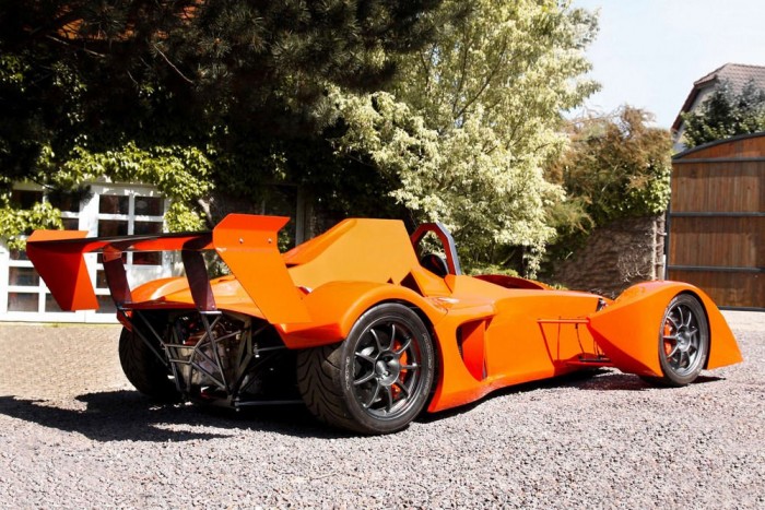 Vidám csontváz ezer lóerővel 6