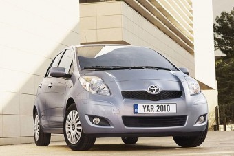 Hibás kormány 185 ezer Toyotában