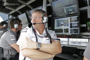 F1: Hamilton nem húzza le a Mercedest