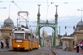 Utazzon holnap hóseprőn!