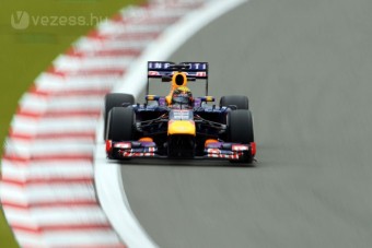 F1: Vettel visszavágott a második edzésen