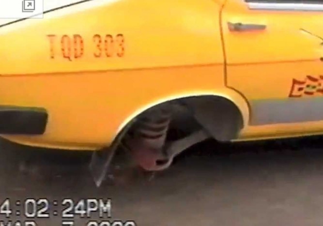 Kerék nélkül száguldott a taxis