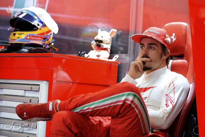 F1: Alonso meggondolta magát