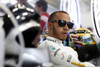F1: Hamilton a gumik miatt nem győzhet