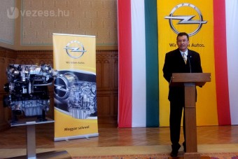 Tovább bővül a magyar Opel-gyár