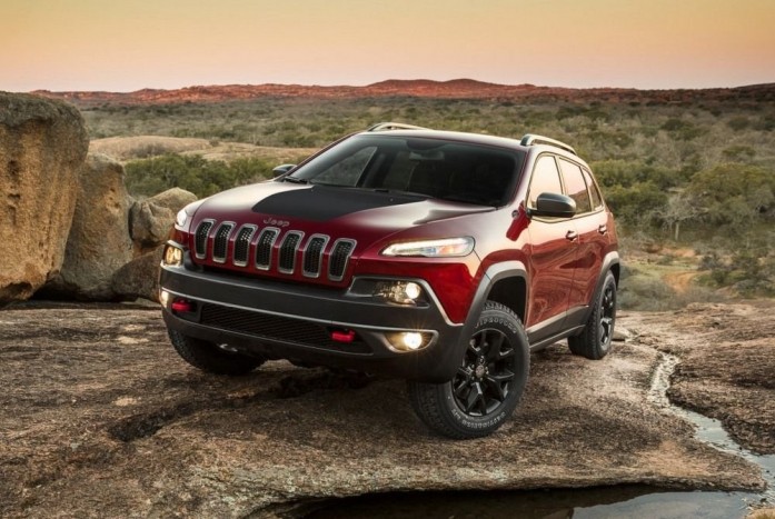 Kompakt sport-terepjárót fontolgat a Jeep