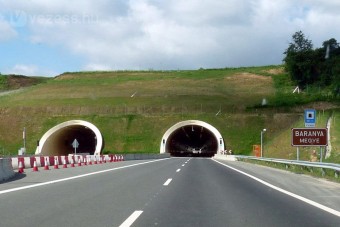 Alagút fél Magyarországból