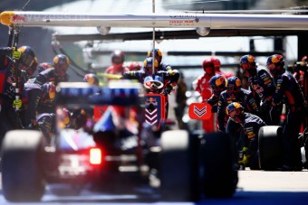 F1: Nehezebben sül el a Red Bull pisztolya
