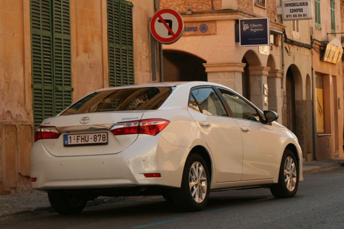 Új Corolla – Jobb a Golfnál? 11 | Vezess Nem lesz hibrid a Corollából. Aki HSD-re vágyik ebben a kategóriában, az vehet Priust vagy Aurist, egyterűként illetve kombiként is