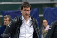 F1: Lopási ügybe keveredett a Mercedes-főnök 1