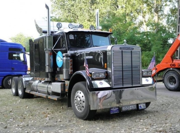 Kamionos gyülekező Szegednél