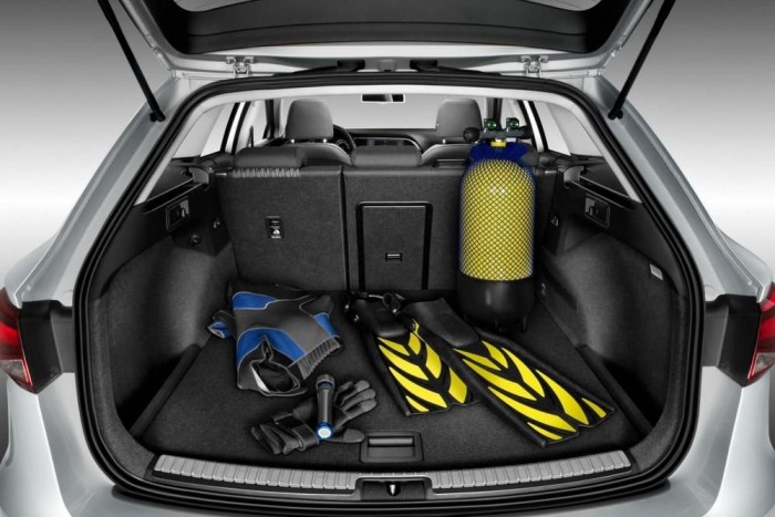 Első képek a SEAT új kombijáról 6