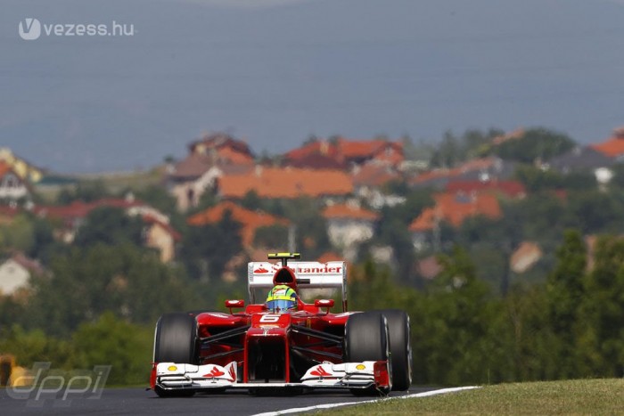 Massa: A baleset óta szeretnek Magyarországon