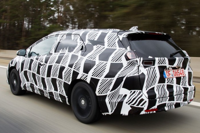 Adaptív futóművet kap a Honda új kombija 6