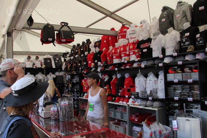 F1: Hun-dog és alonsós rugdalózó egy vagyonért 7 | Vezess Minden eladó, beöltözhet az egész család