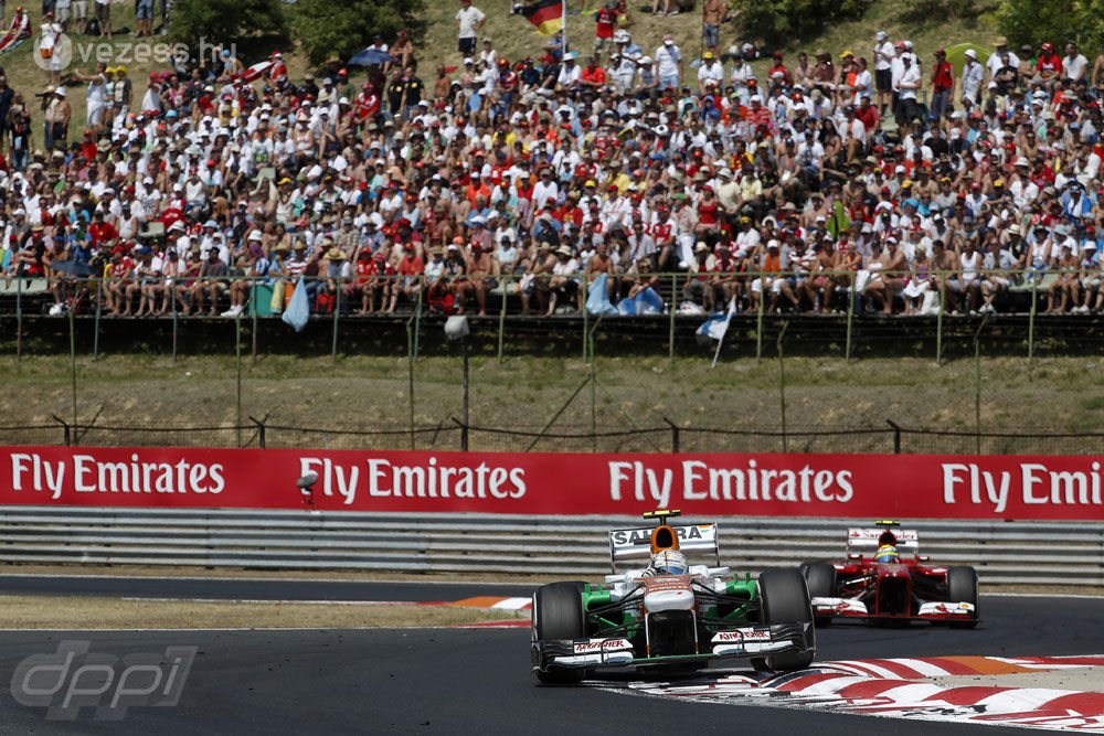 F1: Hamilton a cicababának ajánlotta a győzelmet 39