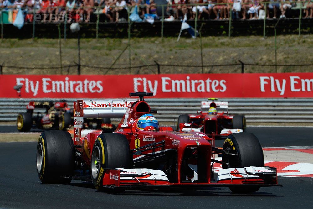 F1: Hamilton a cicababának ajánlotta a győzelmet 49