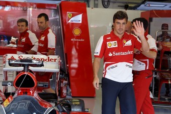 F1: Alonso a Red Bull-lal tárgyal?