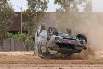 Felborultak a lopott autóval a fiatalok