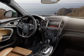 Vége a gomberdőnek az Opel Insigniában