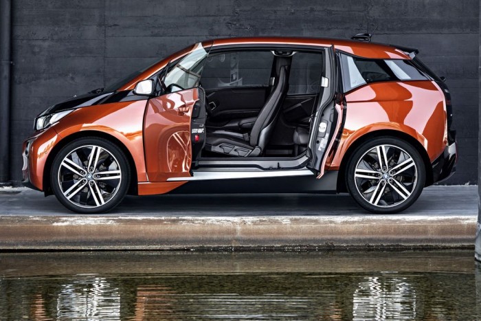 Végre itt az elektromos BMW! 10