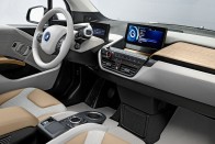 Végre itt az elektromos BMW! 56