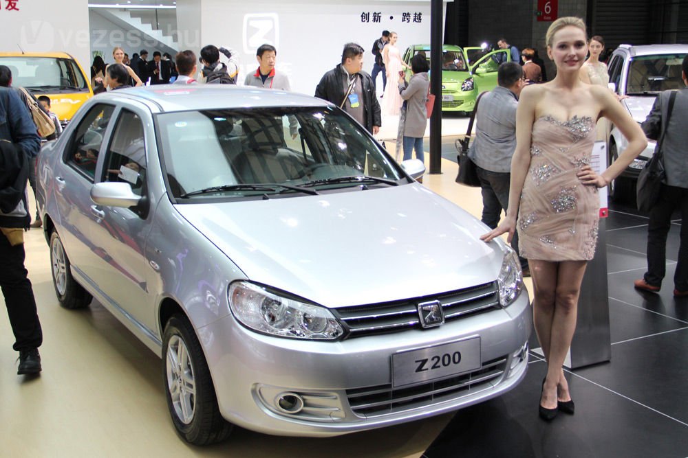 Ez már a Zotye Auto területe, a Z200 a kínai verzió a FIAT Albeából