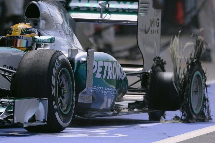 F1: Ilyen bizarr szituban még nem volt a Pirelli 6