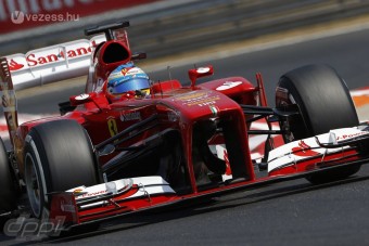 F1: Alonso újabb beszólást kapott a főnöktől