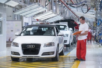 Kevesebb autó a győri Auditól