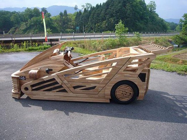 Fából készült japán sportautó 5