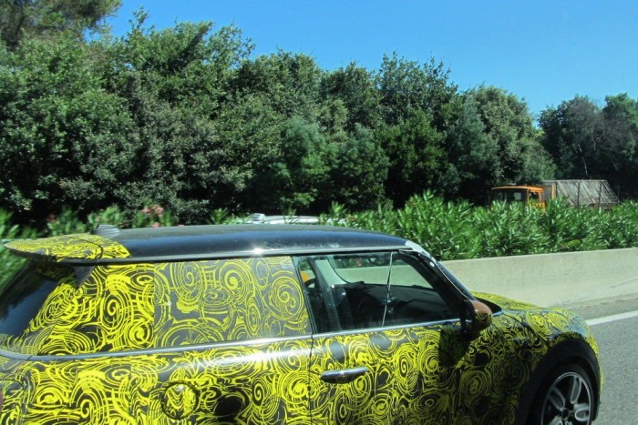 Olvasói kémfotón a BMW hibrid kupéja 8