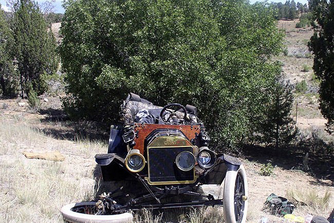 Halálos baleset egy 1915-ös Forddal