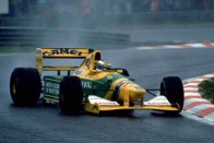 F1: Eladó Schumacher legendás autója 7