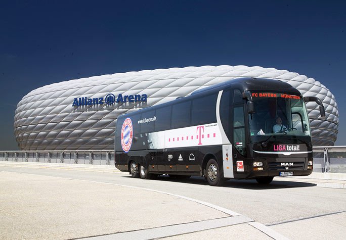 Ma játszik rangadót a Győri ETO a Bajnokok Ligája győztes Bayern Münchennel. A bajor gárda és még további 12 Bundesliga-klub csapatbuszait az MAN gyártotta.