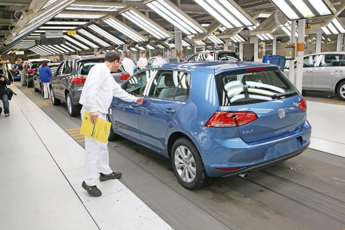 Rengeteg autó sérült meg jégeső miatt 3