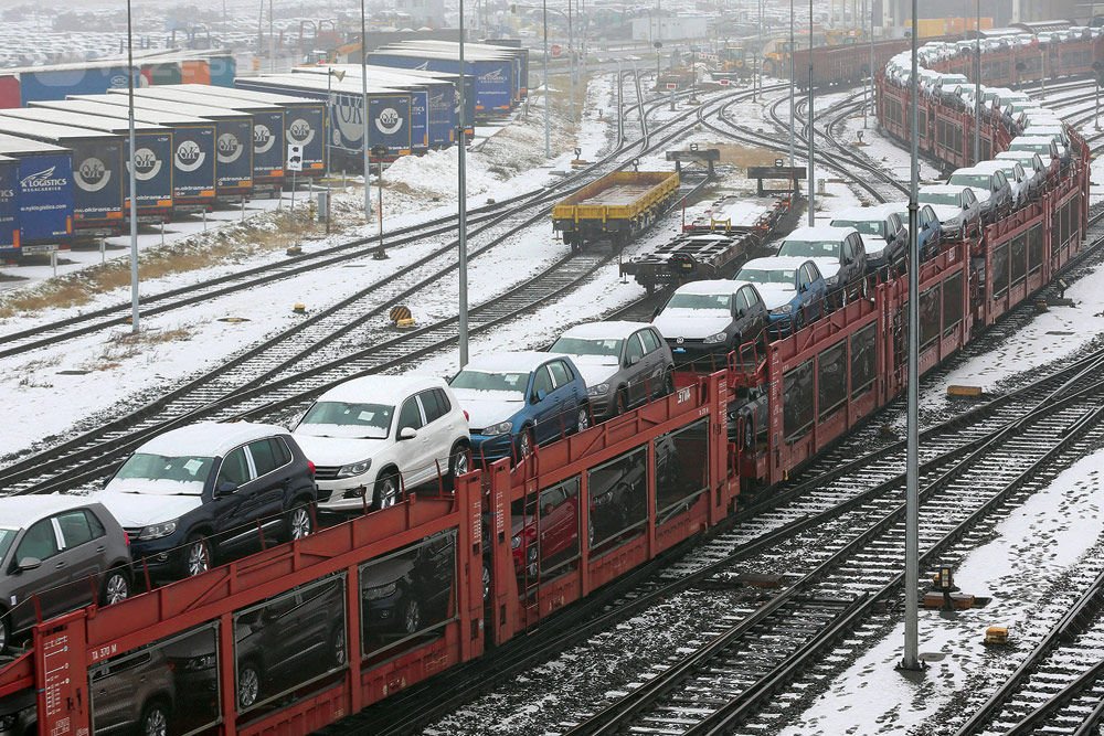 Rengeteg autó sérült meg jégeső miatt 4