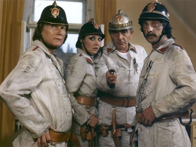 Víz alatt közlekedő Lada 13 | Vezess Víz alatt közlekedő Lada 13