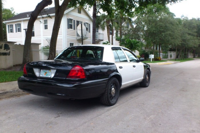 Vezettük Amerika legnépszerűbb rendőrautóját 10 | Vezess Rendőrségi árverésen lehet hozzájutni egy Police Interceptorhoz